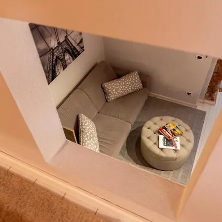 The Eyes Of Appartement *