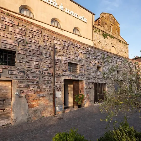 The Eyes Of Apartament *