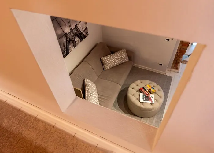 The Eyes Of Διαμέρισμα *